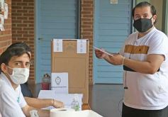 Foto de la galería: Compromiso y acompañamiento ciudadado en la jornada electoral en Posadas