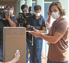 Foto de la galería: Compromiso y acompañamiento ciudadado en la jornada electoral en Posadas