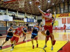 Foto de la galería: Tokio ganó y quedó como lider de la zona sur en la Liga Provincial