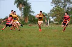 Foto de la galería: Centro de Cazadores sumó otro triunfo y sigue invicto en el Torneo Súper 8 de Rugby