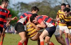 Foto de la galería: Centro de Cazadores sumó otro triunfo y sigue invicto en el Torneo Súper 8 de Rugby