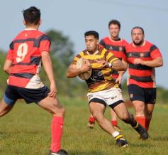 Foto de la galería: Centro de Cazadores sumó otro triunfo y sigue invicto en el Torneo Súper 8 de Rugby