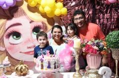 Foto de la galería: Celebración de los tres años y bautismo de la pequeña Emma Stefania