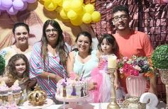 Foto de la galería: Celebración de los tres años y bautismo de la pequeña Emma Stefania