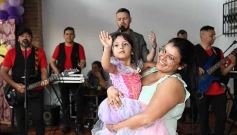 Foto de la galería: Celebración de los tres años y bautismo de la pequeña Emma Stefania