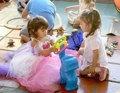 Foto de la galería: Celebración de los tres años y bautismo de la pequeña Emma Stefania