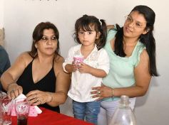 Foto de la galería: Celebración de los tres años y bautismo de la pequeña Emma Stefania