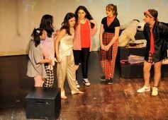 Foto de la galería: Talentos Juveniles en el escenario del Mandové Pedrozo de Posadas