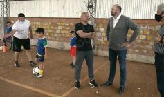 Foto de la galería: Clemente Rodríguez y Rolfi Montenegro presentes en la Clínica de Fútbol de la EBY en Posadas