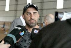 Foto de la galería: Clemente Rodríguez y Rolfi Montenegro presentes en la Clínica de Fútbol de la EBY en Posadas