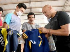 Foto de la galería: Clemente Rodríguez y Rolfi Montenegro presentes en la Clínica de Fútbol de la EBY en Posadas