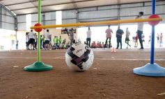 Foto de la galería: Clemente Rodríguez y Rolfi Montenegro presentes en la Clínica de Fútbol de la EBY en Posadas