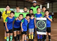 Foto de la galería: Clemente Rodríguez y Rolfi Montenegro presentes en la Clínica de Fútbol de la EBY en Posadas