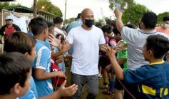 Foto de la galería: Yacyretá entregó equipamiento deportivo al Club El Brete de Posadas