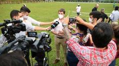 Foto de la galería: Yacyretá entregó equipamiento deportivo al Club El Brete de Posadas