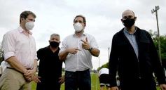 Foto de la galería: Yacyretá entregó equipamiento deportivo al Club El Brete de Posadas