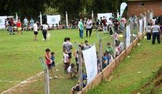 Foto de la galería: Yacyretá entregó equipamiento deportivo al Club El Brete de Posadas