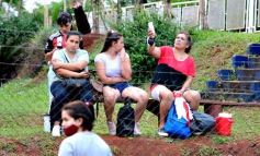 Foto de la galería: Yacyretá entregó equipamiento deportivo al Club El Brete de Posadas