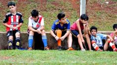 Foto de la galería: Yacyretá entregó equipamiento deportivo al Club El Brete de Posadas