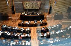 Foto de la galería: La Cámara de Representantes de Misiones volvió a la presencialidad en el marco de protocolos