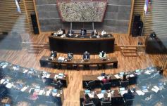 Foto de la galería: La Cámara de Representantes de Misiones volvió a la presencialidad en el marco de protocolos