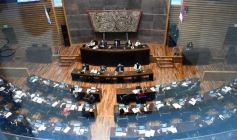 Foto de la galería: La Cámara de Representantes de Misiones volvió a la presencialidad en el marco de protocolos