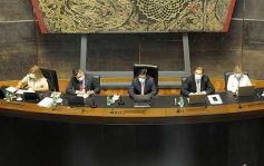 Foto de la galería: La Cámara de Representantes de Misiones volvió a la presencialidad en el marco de protocolos