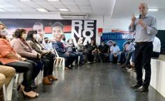 Foto de la galería: Oscar Herrera Ahuad junto a sindicalistas misioneros en el debate por la reforma laboral