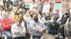 Foto de la galería: Oscar Herrera Ahuad junto a sindicalistas misioneros en el debate por la reforma laboral