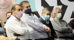 Foto de la galería: Oscar Herrera Ahuad junto a sindicalistas misioneros en el debate por la reforma laboral