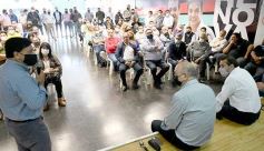 Foto de la galería: Oscar Herrera Ahuad junto a sindicalistas misioneros en el debate por la reforma laboral