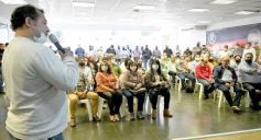 Foto de la galería: Oscar Herrera Ahuad junto a sindicalistas misioneros en el debate por la reforma laboral