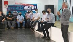 Foto de la galería: Oscar Herrera Ahuad junto a sindicalistas misioneros en el debate por la reforma laboral