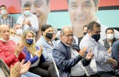 Foto de la galería: Oscar Herrera Ahuad junto a sindicalistas misioneros en el debate por la reforma laboral