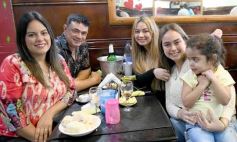 Foto de la galería: Trabajo, entretenimiento y amigos en la ciudad capital