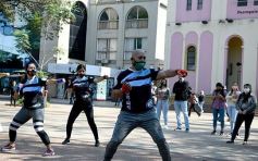 Foto de la galería: Trabajo, entretenimiento y amigos en la ciudad capital