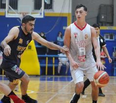Foto de la galería: Triunfo de Tokio en el clásico posadeño de la Liga Provincial de Básquet