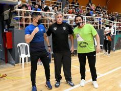 Foto de la galería: Posadas logró el pase a semis frente a Montecarlo en el Torneo Regional de Futsal