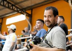 Foto de la galería: Posadas logró el pase a semis frente a Montecarlo en el Torneo Regional de Futsal