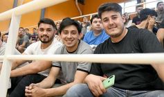 Foto de la galería: Posadas logró el pase a semis frente a Montecarlo en el Torneo Regional de Futsal