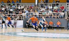 Foto de la galería: Posadas logró el pase a semis frente a Montecarlo en el Torneo Regional de Futsal