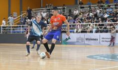 Foto de la galería: Posadas logró el pase a semis frente a Montecarlo en el Torneo Regional de Futsal