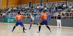 Foto de la galería: Posadas logró el pase a semis frente a Montecarlo en el Torneo Regional de Futsal