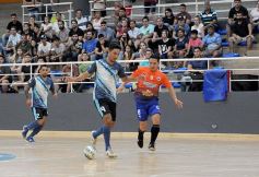 Foto de la galería: Posadas logró el pase a semis frente a Montecarlo en el Torneo Regional de Futsal