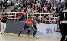 Foto de la galería: Posadas logró el pase a semis frente a Montecarlo en el Torneo Regional de Futsal