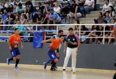 Foto de la galería: Posadas logró el pase a semis frente a Montecarlo en el Torneo Regional de Futsal
