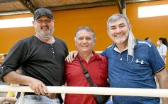 Foto de la galería: Posadas logró el pase a semis frente a Montecarlo en el Torneo Regional de Futsal