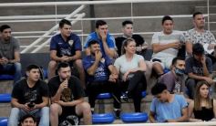 Foto de la galería: Posadas logró el pase a semis frente a Montecarlo en el Torneo Regional de Futsal