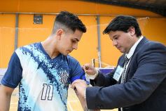 Foto de la galería: Posadas logró el pase a semis frente a Montecarlo en el Torneo Regional de Futsal