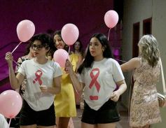 Foto de la galería: Cóctel Rosa del Cerro, en la lucha y prevención del cáncer de mama en Posadas